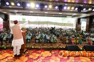 मुख्यमंत्री धामी ने किया कुंजापुरी पर्यटन एवं विकास मेले की स्वर्ण जयंती का शुभारंभ