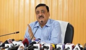 ग्लोबल इन्वेस्टर समिट पर भ्रामक खबरों को सचिव उद्योग विनय शंकर पांडे ने किया खारिज