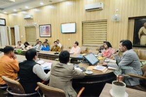 माननीय राष्ट्रपति के प्रस्तावित प्रदेश भ्रमण के दृष्टिगत जिलाधिकारी डॉ0 आशीष चौहान ने की तैयारियों की समीक्षा, अधिकारियों को दिए आवश्यक दिशा-निर्देश